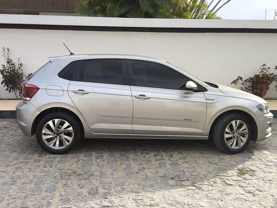 VOLKSWAGEN POLO 1.0 200 TSI COMFORTLINE AUTOMÁTICO